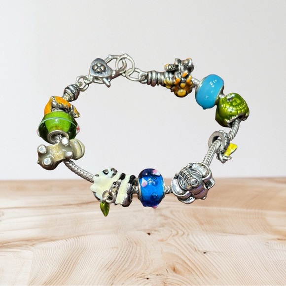 Silver-Tone Women's Animal Charm/Bead Bracelet - Picture 1 of 15